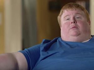 Pria 320 Kg Ini Hanya Ingin Makan Sampai Mati