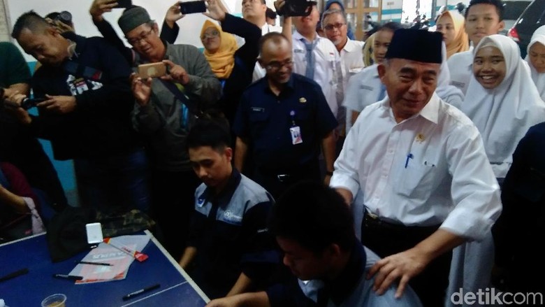 Mendikbud Minta Pemprov Kurangi Jurusan di SMK yang Tak Sesuai Kebutuhan