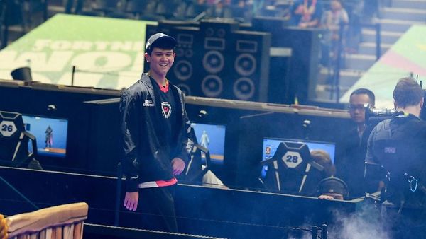 Jago Ngegame, Remaja 16 Tahun Ini Jadi Auto Miliarder