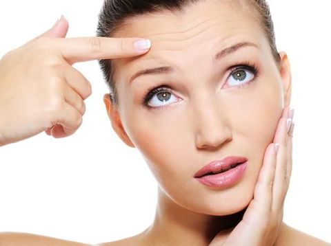 5 Produk Perawatan Wajah yang Wajib Dimiliki Bunda Berusia 30-an