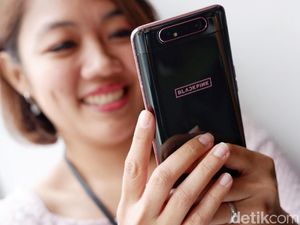 Lebih Dekat dengan Galaxy A80 BLACKPINK Harga Rp 15 Juta Lebih Dekat dengan Galaxy A80 BLACKPINK Harga Rp 15 Juta