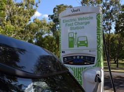 Mobil Listrik di RI Baru Bergerak, di Dunia Sudah Meledak