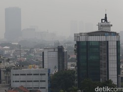 Atasi Polusi, Anies Akan Perbanyak Penghijauan dan Solar Panel
