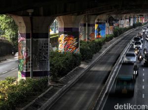 Mural Percantik Tiang Tol Wiyoto Wiyono