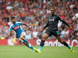 Menerima umpan panjang terukur, Insigne berakselerasi dari sayap kiri sebelum menuntaskan dengan sepakan kencang dari luar kotak penalti, yang menaklukkan Simon Mignolet. Istimewa/Reuters/Ed Sykes.