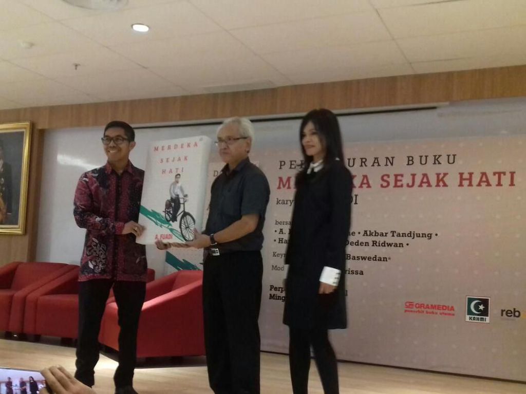 Narasi Kisah Lafran Pane dalam Novel Merdeka Sejak Hati Narasi Kisah Lafran Pane dalam Novel Merdeka Sejak Hati