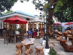 Louis: Cicip Spaghetti dan Caramel Macchiato di Kafe Instagenik