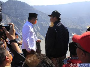 Tinjau Tangkuban Perahu, Ridwan Kamil: Wisatawan Sudah Boleh Datang