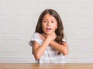 Pertolongan Pertama Saat Tersedak Agar Tak Berakibat Fatal