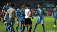 Melongok Ribut-Ribut di Laga Persela Lamongan Vs Borneo FC