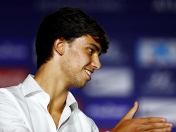 Joao Felix Menanti Tangan Emas Simeone