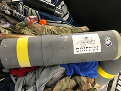 Ngaku Suvenir, Traveler Nekat Bawa Peluncur Misil ke Pesawat