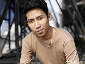Pernah Jadi Waria, Aby Respati Merasa Bersalah Jika Punya Anak Kelak Pernah Jadi Waria, Aby Respati Merasa Bersalah Jika Punya Anak Kelak