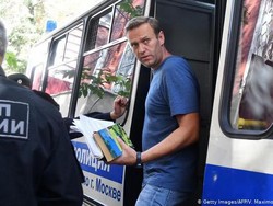 Dokter: Pengkritik Putin, Alexei Navalny Kemungkinan Diracun