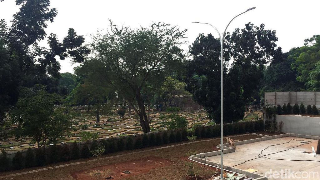 View dari Rumah DP Rp 0 Anies: Kuburan hingga Pasar