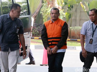 Tersangka Penyuap Gubernur Kepri Nonaktif Diperiksa KPK
