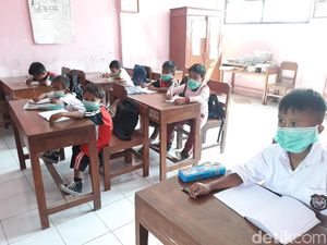 Asap Kebakaran Putri Cempo Solo Serang Permukiman dan Sekolah