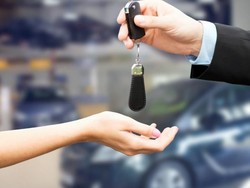 GIIAS Berakhir, Masih Bisa Kredit Mobil Dapat Gratis Asuransi