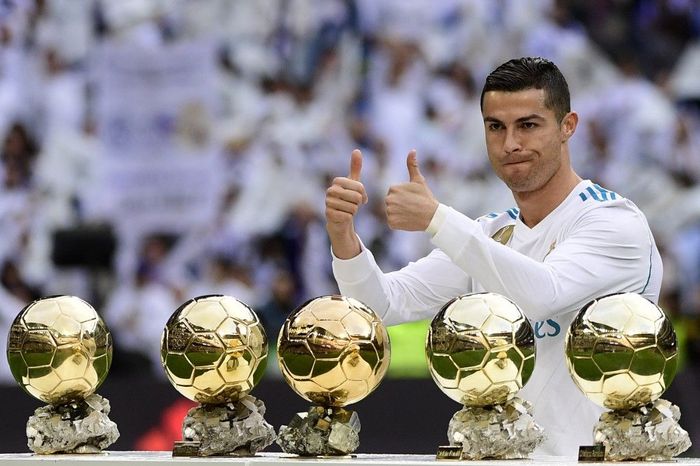 JUDI ONLINE Cristiano Ronaldo ragu akan memenangi Ballon dOr keenam. (Foto: Pierre-Philippe Marcou / AFP)