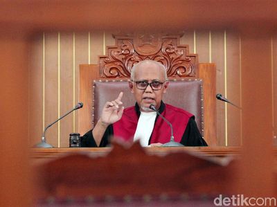 Hakim Tolak Praperadilan Kivlan Zen