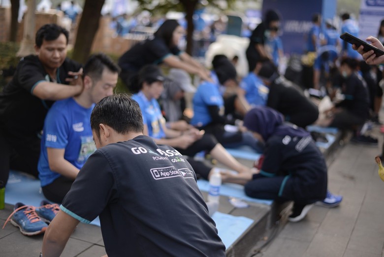 Bareng Pocari Sweat, Go-Life Dukung Hidup Sehat Warga Bandung