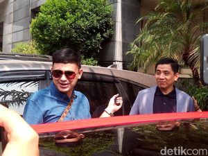Presenter Ramzi Sambangi Polda, Ada Apa? Presenter Ramzi Sambangi Polda, Ada Apa?