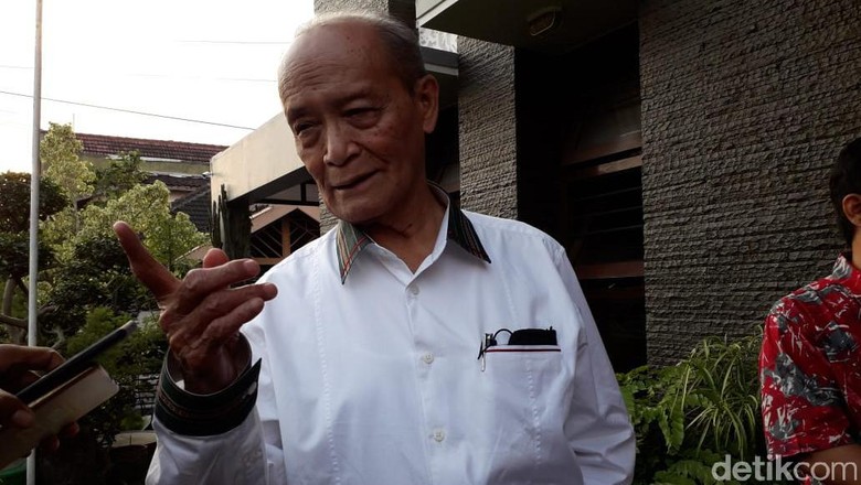 Buya Syafii: Jika Revisi UU Lemahkan KPK, Jokowi Harus Tolak Buya Syafii: Jika Revisi UU Lemahkan KPK, Jokowi Harus Tolak