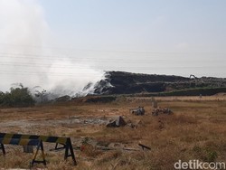 Hampir 24 Jam, Kebakaran di TPA Putri Cempo Solo Belum Padam