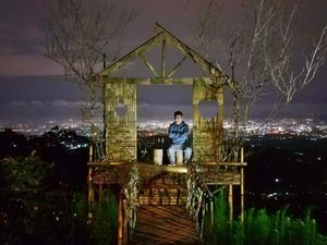 Bukit Cantik di Purwokerto yang Memesona Saat Malam