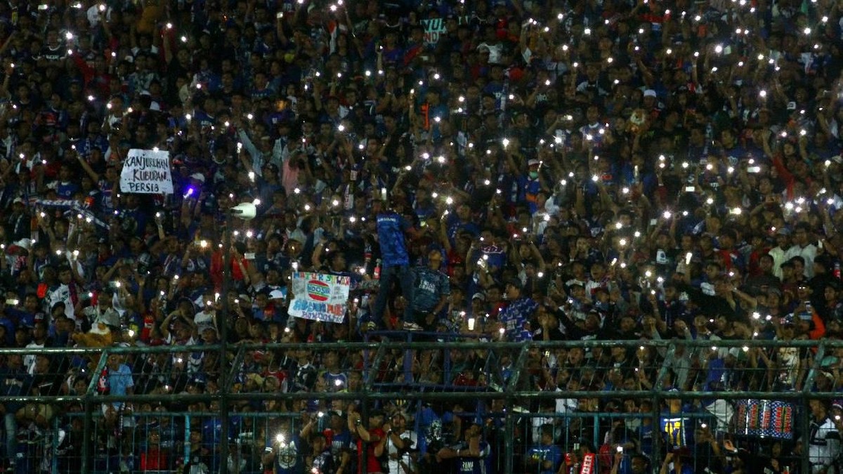 Tekanan Aremania membuat Persib Bandung susah tidur (ANTARA FOTO/Ari Bowo Sucipto)