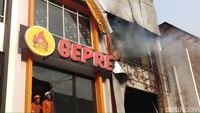 Penampakan Kebakaran di Geprek Bensu Fatmawati
