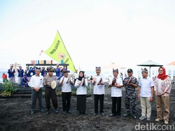 Banyuwangi Kenalkan Potensi Kuliner di Festival Pantai Cacalan