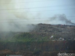 Kebakaran TPA Putri Cempo Solo Memasuki Hari Ketiga