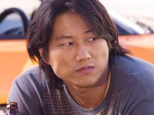 Penulis Hobbs & Shaw Janjikan Keadilan untuk Han Penulis Hobbs & Shaw Janjikan Keadilan untuk Han