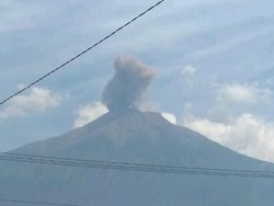 6 Fakta Gunung Kerinci yang Baru Saja Erupsi