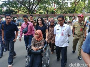 Persatuan Dokter Gigi Berada di Belakang drg Romi Persatuan Dokter Gigi Berada di Belakang drg Romi