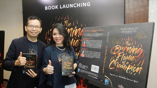 Peluncuran Buku The Burning Flame of A Champion