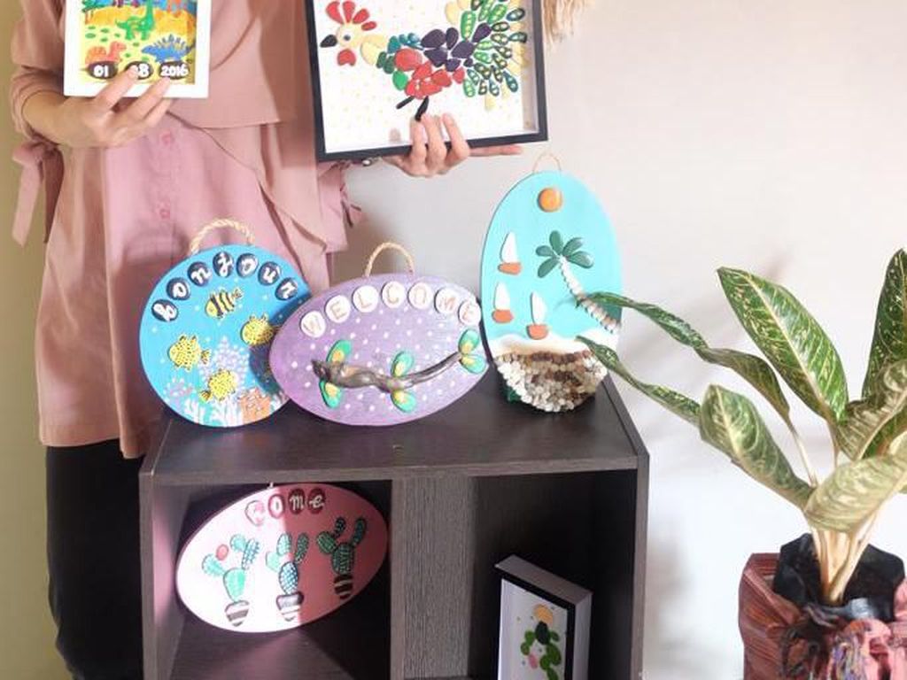 Nggak Nyangka! Kerikil dan Kayu Bisa Disulap Jadi Duit Nggak Nyangka! Kerikil dan Kayu Bisa Disulap Jadi Duit