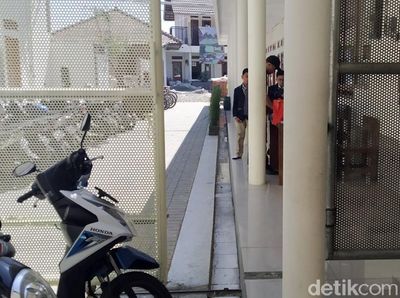 Ngeri! Bocah TK Tewas Terjepit Gerbang Otomatis di Sekolah