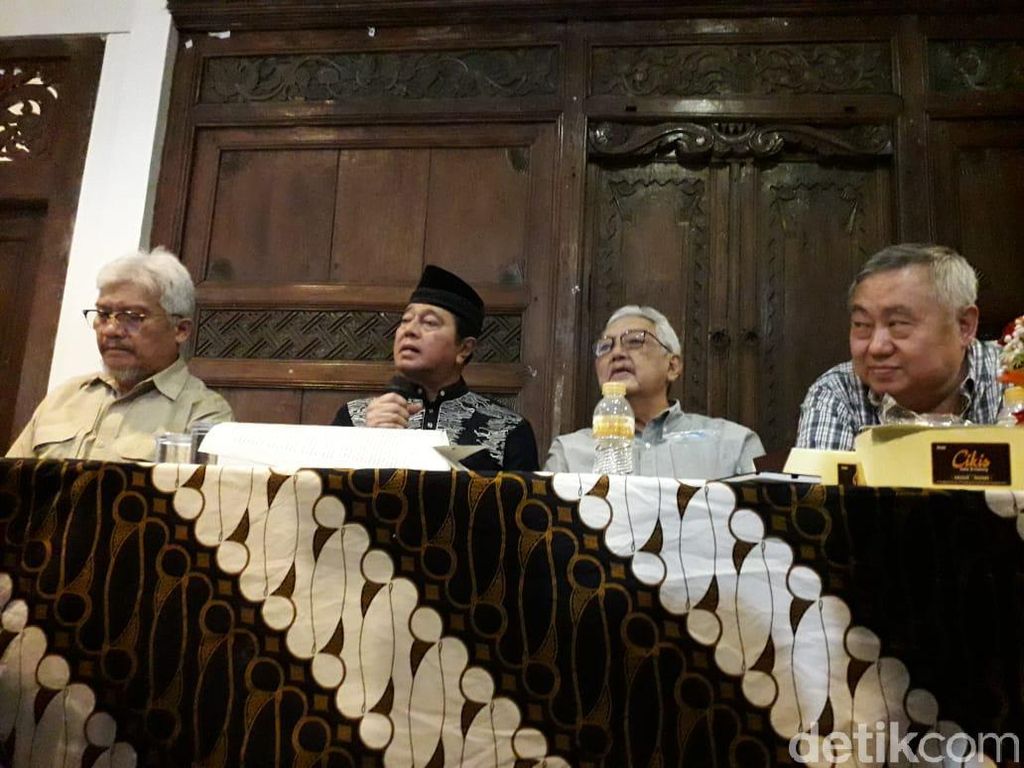 Kaban Cs Desak Jokowi-Prabowo Pulangkan Rizieq Shihab Kaban Cs Desak Jokowi-Prabowo Pulangkan Rizieq Shihab