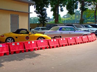 Ini Deretan Mobil Ngejreng Mejeng di Polda Metro