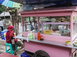 5 Bakso Gerobakan Mantul yang Murah dan Enak 5 Bakso Gerobakan Mantul yang Murah dan Enak