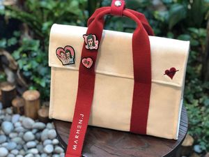 5 Tas dari Brand Korea yang Tren Dipakai Para Artis 5 Tas dari Brand Korea yang Tren Dipakai Para Artis