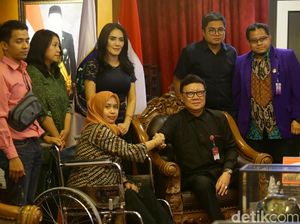 Kasus drg Romi, Pintu Masuk Perbaikan Sistem Rekrutmen PNS Kasus drg Romi, Pintu Masuk Perbaikan Sistem Rekrutmen PNS