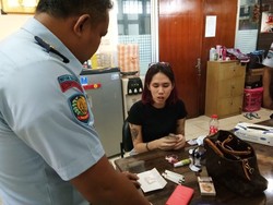 Seorang Wanita Diamankan Saat Selundupkan Sabu ke Rutan Kelas I Jakpus