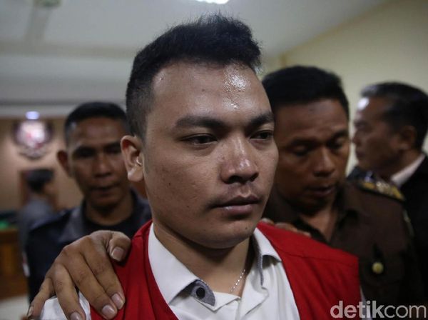 Begini Ekspresi Haris Simamora Saat Divonis Mati