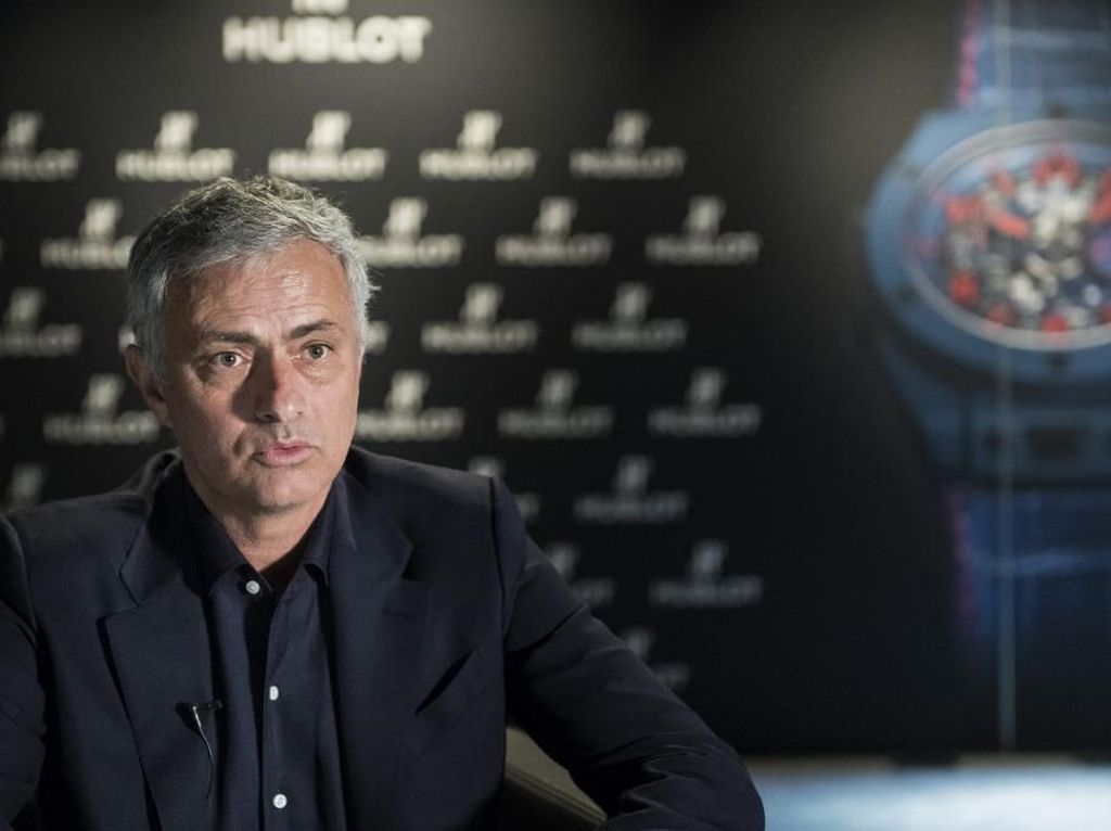 Pernah Tanya-tanya ke Schweinsteiger, Mourinho Tertarik ke Bayern? Pernah Tanya-tanya ke Schweinsteiger, Mourinho Tertarik ke Bayern?