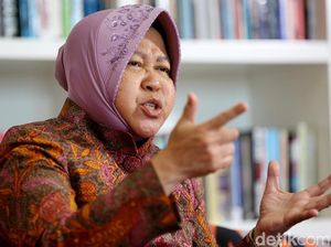 Digoda ke DKI, Bersediakah Bu Risma? Digoda ke DKI, Bersediakah Bu Risma?