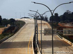 Tol Jatikarya Masih Diblokir Pendemo, Sebagian Pengendara Dibolehkan Lewat