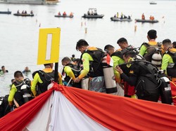 Gelar Rangkaian Ratusan Penyelam, WASI Catat Rekor Dunia